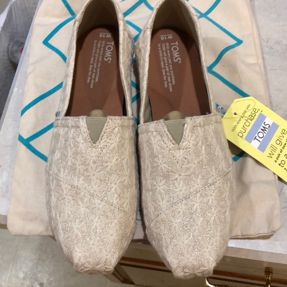 Brand new Bob shoes